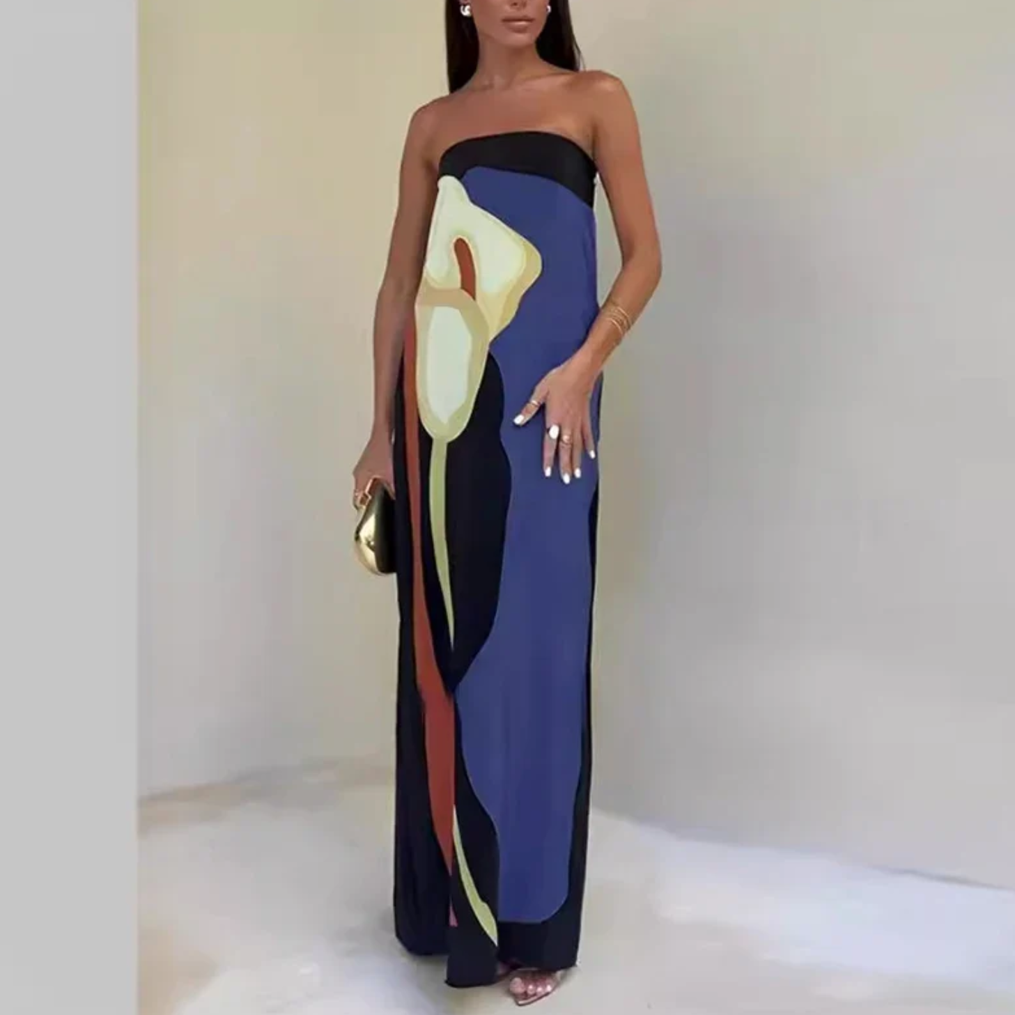Paula - Elegantiška Suknelė su Iškirpte