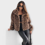 Leonor - Leopardo Striukė